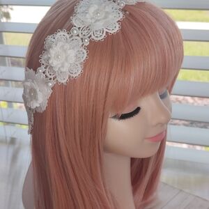 Chic White Floral Lace Headband